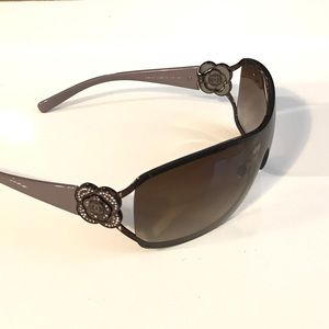 CHANEL sunglasses